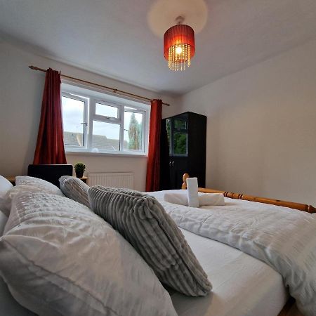 Nice Living Serviced Accommodations 7 Rugby Exteriör bild