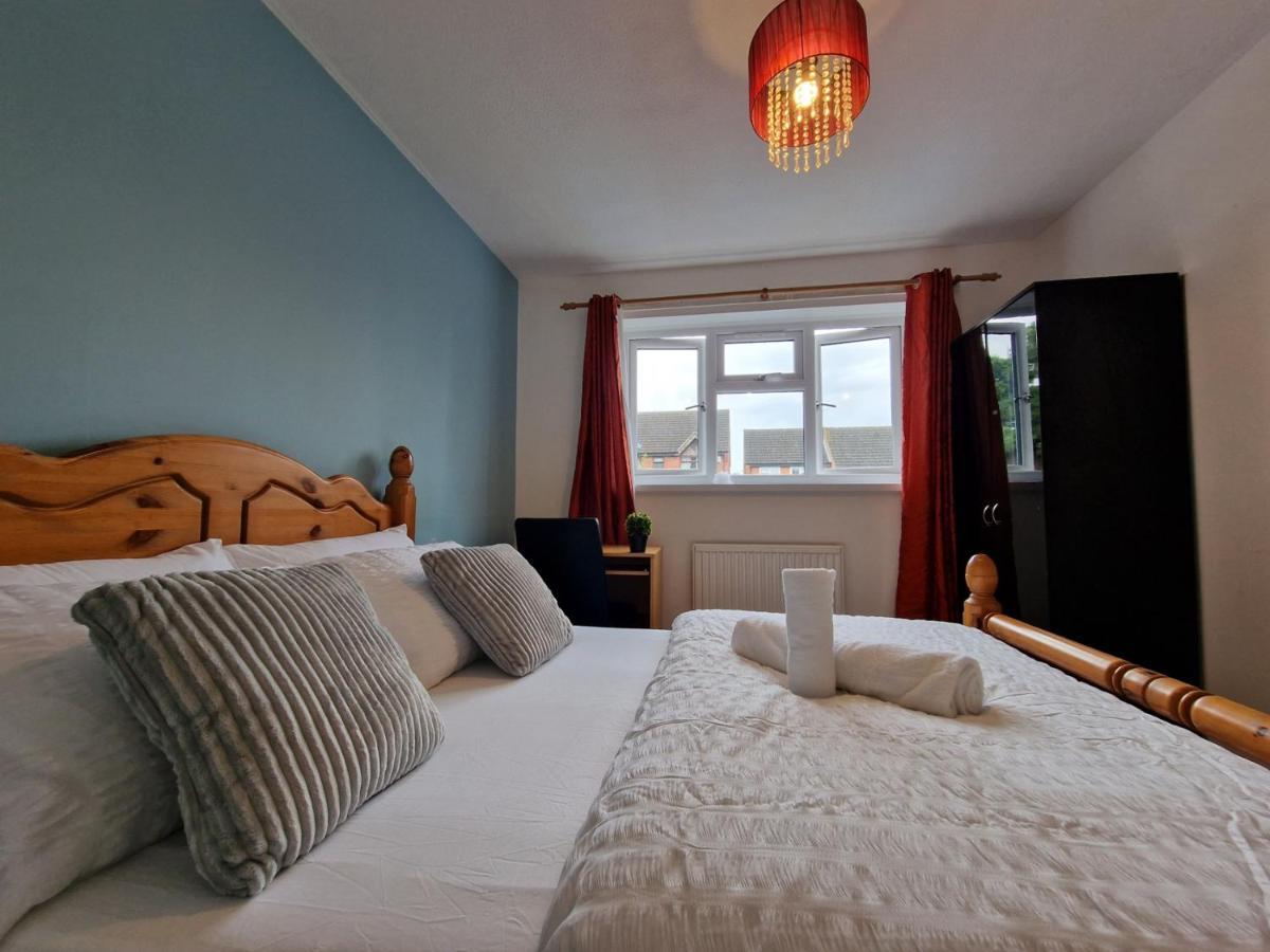 Nice Living Serviced Accommodations 7 Rugby Exteriör bild